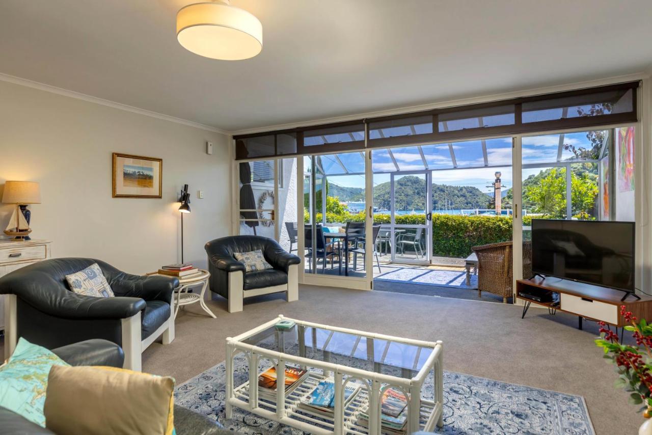 Seaview Apartment *
