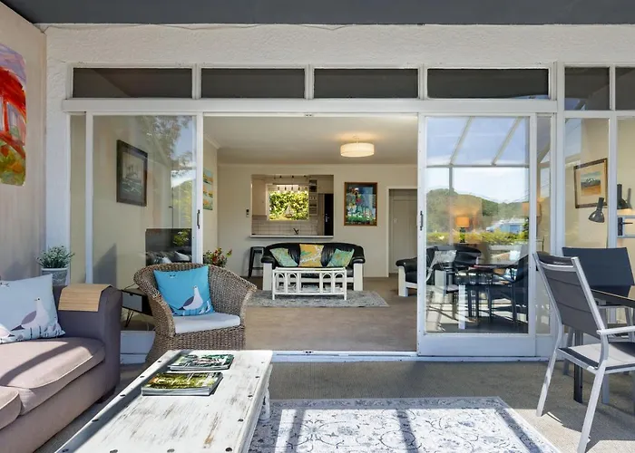 Seaview Apartment